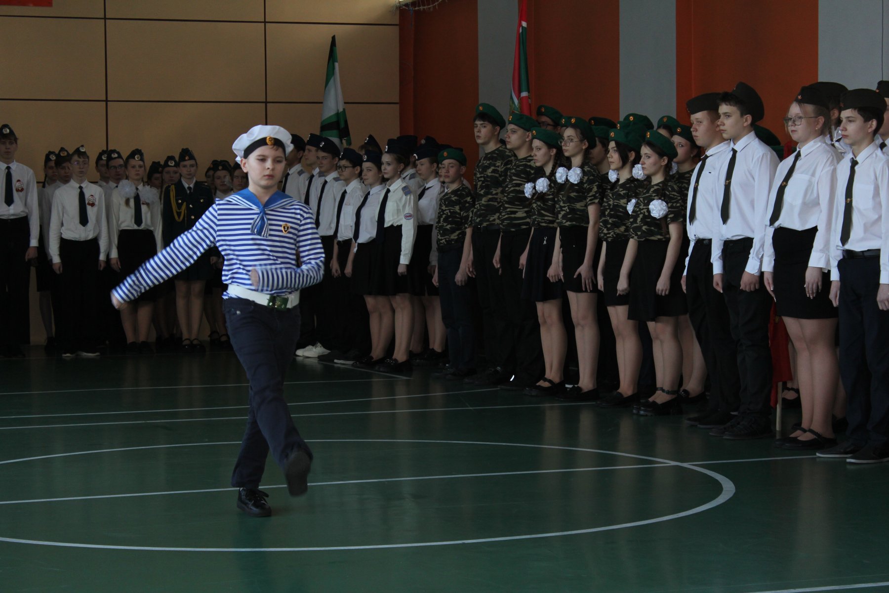 Смотр строя и песни имени Сергея Клейменова для 5-11 классов